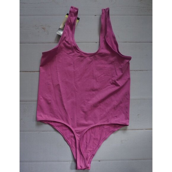Maidenform Magenta Quartz Seamless Smoothing Bodysuit MST001 - NWT - Picture 7 of 7